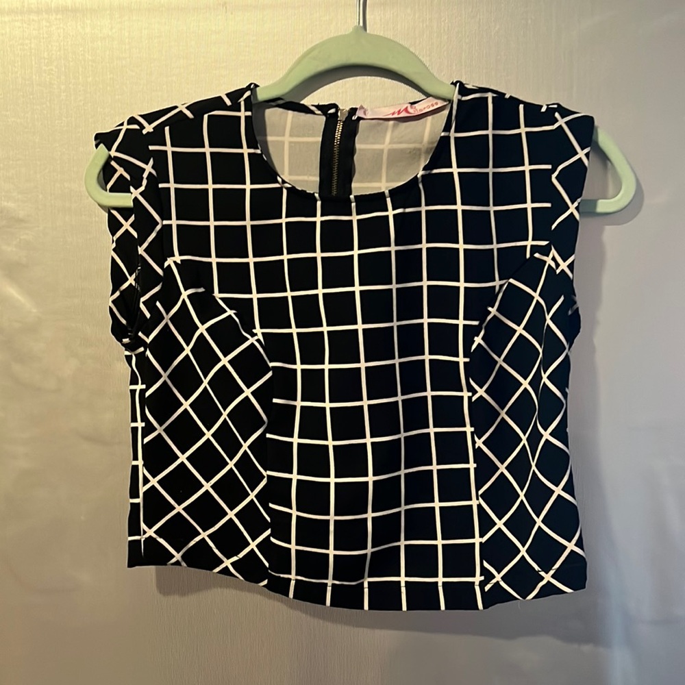 Mike rose Blk/white Crop Sleeveless Top